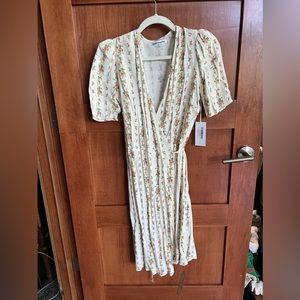 Reformation Laurent dress poppy seeds small